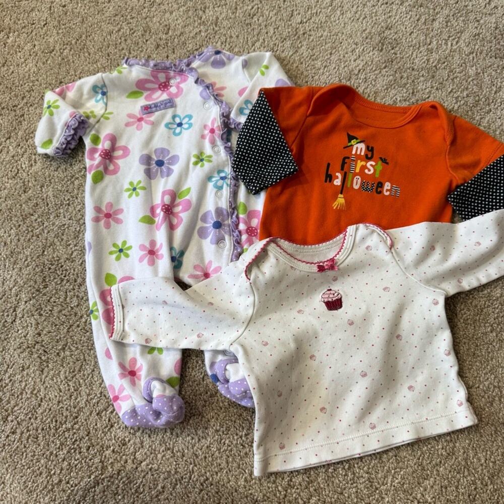 3 Piece LOT Baby Girls Size 0-3 Months / 3 Months Outfit Halloween Bodysuit Tee